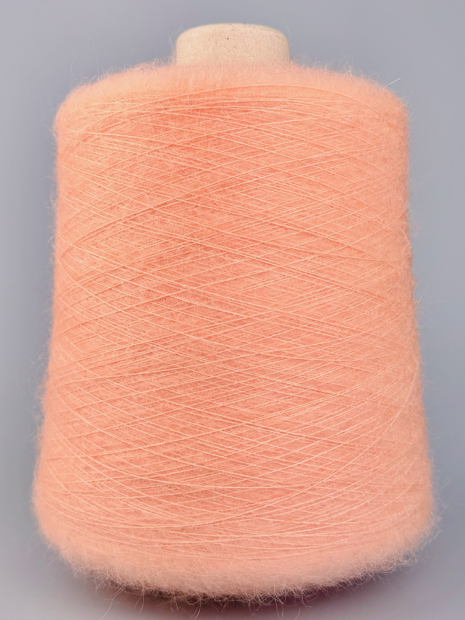 Manifattura Sesia Art. Vivienne 850 m / 100 g – Fil en kid mohair et soie de mûrier col. Pêche naturelle 5045 photo 2